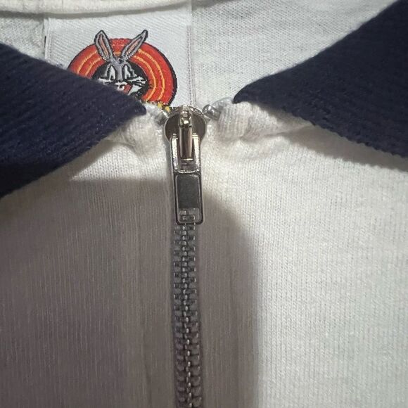 Vintage Looney Tunes White Polo 1/4 Zip - 1998 - Picture 7 of 9